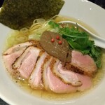 鶏そば・ラーメン Tonari - ポルチーニ香る鴨チャーシュー塩そば