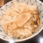 味享 - 一膳目はてんこ盛りでいただきます