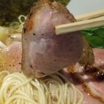 鶏そば・ラーメン Tonari - 鴨リフト