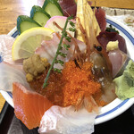 Yamachuu - 特製山忠海鮮丼♪。.:＊・゜♪。.:＊・゜
