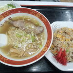 Sansuien - チャーハン・ラーメンセット（塩ラーメン）　８２０円