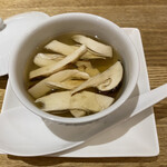 小菜中華 hiro - 松茸のシャンタンスープ