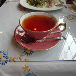 13810551 - 本日の紅茶（ディンプラ）　エインズレイのティーカップで！