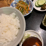 増田屋 - ご飯、小鉢、香物