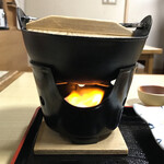 Oshokuji Dokoro Yukari - 旅館メシの定番は固形燃料の1人鍋ですね。