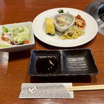 焼肉　じゅん - 料理写真:前菜とサラダ