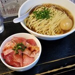 塩そば専門店 桑ばら - 本マグロ丼と鰹出汁のかけそば定食