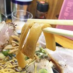 ラーメン専門店 くろべぇ - しっかりと味付けしたメンマもたっぷり。