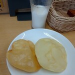 カレーとお酒のお店 サンライト - プーリー(左よく揚げ右しっとり)