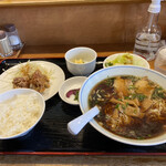 マルナカ中国麺飯食堂 - ラーメンランチ