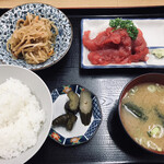 市場食堂 - 中落ち定食(800円)