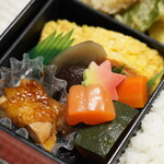 八百正百菜館 - 