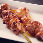 ``White liver skewers'' with an addictive creamy taste