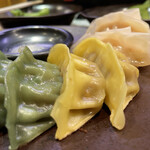 浪花ひとくち餃子 チャオチャオ - 九条葱、カレー、プリプリエビ