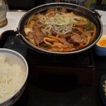 Yoshinoya - ごはんお代わり無料