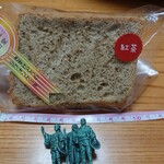 喜助堂 - 紅茶のシフォンケーキ　150円　全長10cm