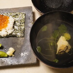 厨翠山   - いくら手巻きと、流し鮑とそうめん南瓜の椀