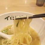 ラーメン イロドリ - 麺