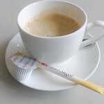 カフェラウンジ フィールド - コーヒー165円税込