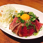 cafe&bar B1 - ローストビーフ丼990円　（ランチセット1320円）