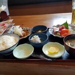 Hamayaki Kaisen Izakaya Daishousuisan - 定食