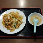 Tabata Kaen - とある日の日替わり定食　刀削麺の上海風？炒め（600円）