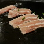 Takoyaki Okonomiyaki Gouchan - 豚は先焼き派・・・