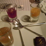 エメ・ヴィベール - 