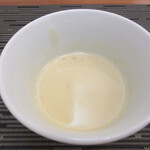 食前のポタージュスープ