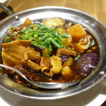 彩華 - 豚肉と茄子の煮込み？