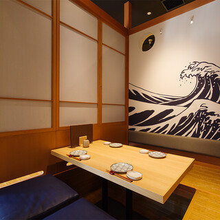 周りを気にせずにお食事できる個室