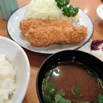 Katsuhan - ヒレカツ定食1400円