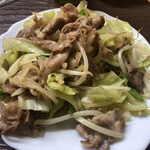 居喰処 光 - 2020/10/09
      日替り 野菜炒め定食 500円
      ✳︎小鉢は角煮