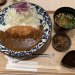 とんかつ 勝山 - 熟成ロースかつカレー1,023円