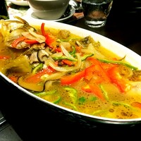 中国四川酒家 蔓山 - 黄ハタの漬物スープ煮込み　発酵したお漬物を炒めたお出汁で煮込んだ黄ハタ。だ～い好きなお漬物のスープにここで出逢えるとは!!!しかも具は丸ごとブリブリの黄ハタ♡