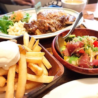 ☆☆☆自家製にこだわり、愛情込めたソウルフードを！