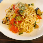 イタリア料理 アニマロッサ - いろいろ野菜のボロネーゼスパゲティ　税込900円
