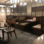 広東炒飯店 - 店内の雰囲気