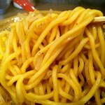 味噌の達人 - 麺は王道より太目