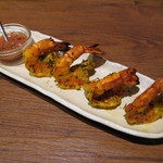 カッチャル バッチャル - （2012.07） 海老の香味焼き　４Ｐ　520円　自家製トマトソースの酸味がスパイスの効いた海老に合います。