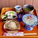 きのした - ところてんパフェ　店内飲食のところてんパフェは、5度美味しい！1.素で食べる2.オリゴ糖ときび砂糖シロップをかけて食べる3.黒胡麻をかけて食べる4渋皮栗アイスクリームを乗せて食べる5.白玉団子を乗せて食べる