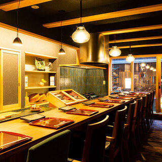 1～11名様 少人数でのんびり飲みたいときにおすすめ