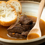 Stewed meat (with baguette)