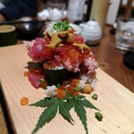 海鮮と釜飯のお店 魚義 - こぼれ寿司（小）ボリュームアリ！