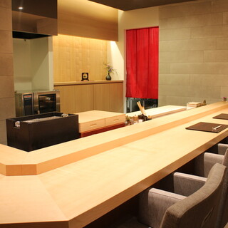 6名様からカウンター貸切できます。※電話予約のみ