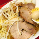 ラーメン二郎 - ラーメン小＋ニンニク多め＋ショウガ半分