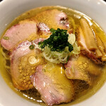 櫻井中華そば店 - 焼豚中華そば(塩)