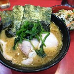 家系総本山 ラーメン 吉村家 - 