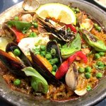 スペイン料理 バル アキ - パエリアランチ！