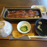 うなぎ四代目菊川 湯の山 素粋居店 - 一本重